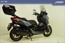 Yamaha X-max 300