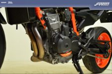 KTM 890Duke R