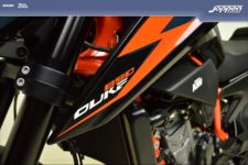 KTM 890Duke R